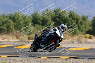 media/Nov-06-2022-SoCal Trackdays (Sun) [[208d2ccc26]]/Turn 7 Set 2 (1050am)/